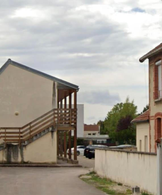 Ferienwohnung Chez K - Studio - Proche Centre - Parking Sainte-Savine Exterior foto